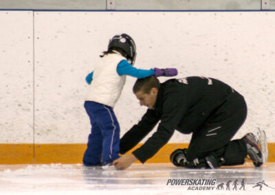 Learn-how-to-Skate-Lessons-Claasses-Toronto-Ontario