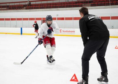 Elite-Power-Skating-Lessons-Clinics-Toronto