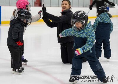 Learn-to-skate-classes-clinics-toronto